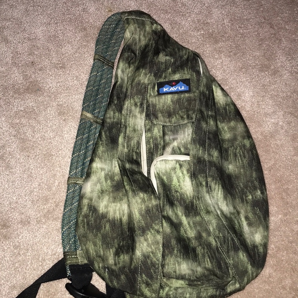 Kavu one strap shoulder backpack